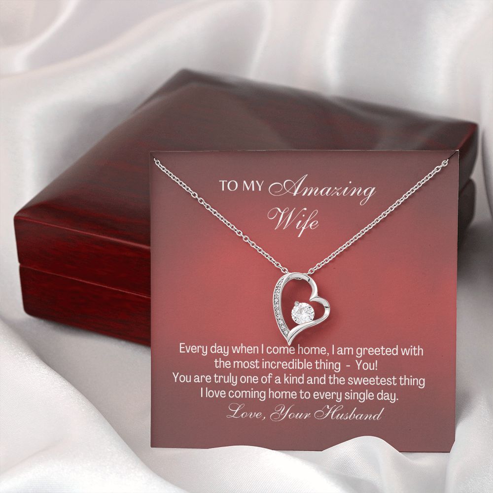 Amazing Wife - Sweetest Thing - Forever Love Necklace