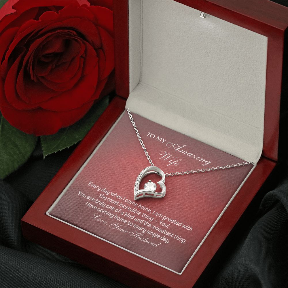 Amazing Wife - Sweetest Thing - Forever Love Necklace